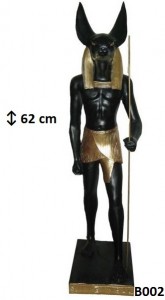 B002