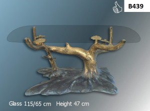 B439